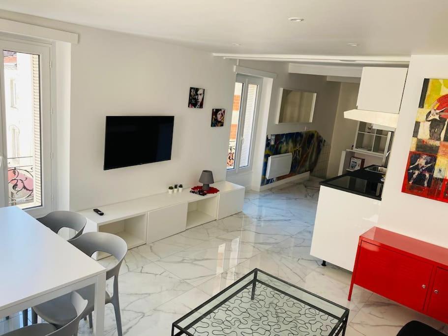 New Top Duplex Centre Avec Terrasse Et Parking แคลร์มงต์-แฟร์รองด์ ภายนอก รูปภาพ